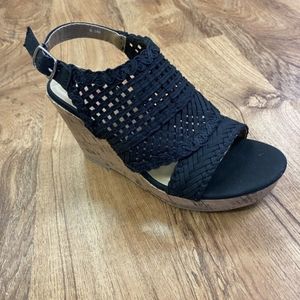 JellyPop black wedges